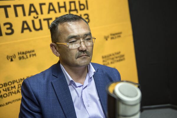 Директор Иссык-Кульского областного драматического театра имени Касымалы Джантошева Курсант Абдрахманов - Sputnik Кыргызстан