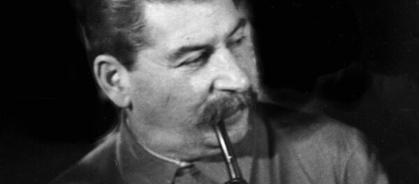Генеральный секретарь ЦК ВКП(б) Иосиф Сталин. Архивное фото Генеральный секретарь ЦК ВКП(б) Иосиф Сталин. Архивное фото - Sputnik Кыргызстан