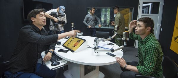 Sputnik Кыргызстан маалымат агенттиги менен радиосу режиссер Сүйүн Откеевдин Мегатой-2 кинокомедиясынын экинчи бөлүгүнүн медиа өнөктөшү болду - Sputnik Кыргызстан