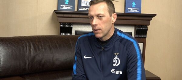 Роман Березовский о качествах вратаря и о юморе - Sputnik Кыргызстан