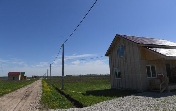 Кыргызский поселок в Заокском районе Тульской области - Sputnik Кыргызстан