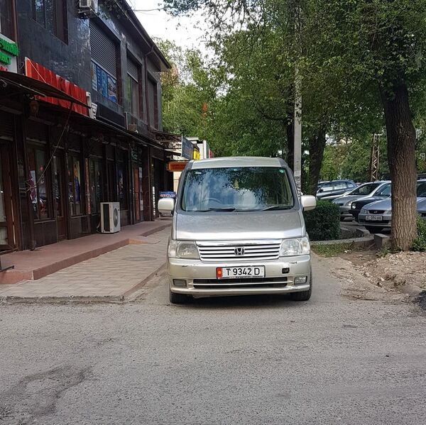 Нарушение ПДД в Бишкеке - Sputnik Кыргызстан