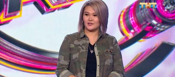 Кыргызстанка вышла в финал Comedy Баттл — видео выступления - Sputnik Кыргызстан