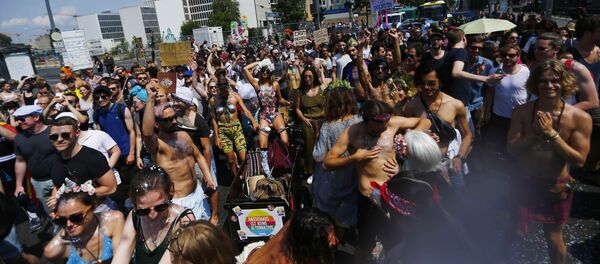 Демонстрации в Берлине - Sputnik Кыргызстан