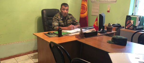 Ош облусундагы Ак-Буура чек ара заставасын жетектеген 30 жаштагы капитан Элдияр Орозов - Sputnik Кыргызстан