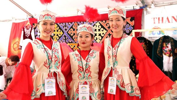 Фестиваль культур в Канадском городе Миссиссога - Sputnik Кыргызстан