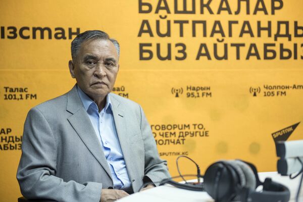 Народный артист КР, акын-сказитель Замирбек Усенбаев - Sputnik Кыргызстан