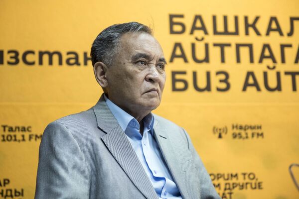 Народный артист КР, акын-сказитель Замирбек Усенбаев - Sputnik Кыргызстан