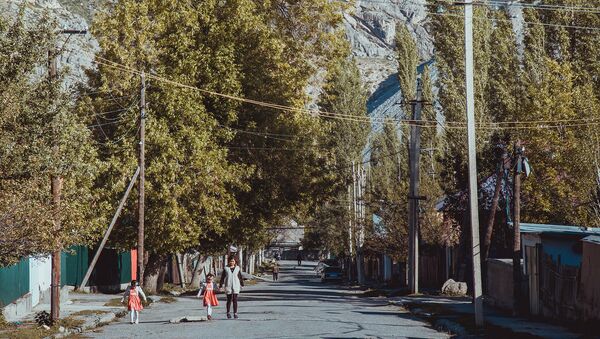 Город Айдаркен в Кадамжайском районе Баткенской области - Sputnik Кыргызстан