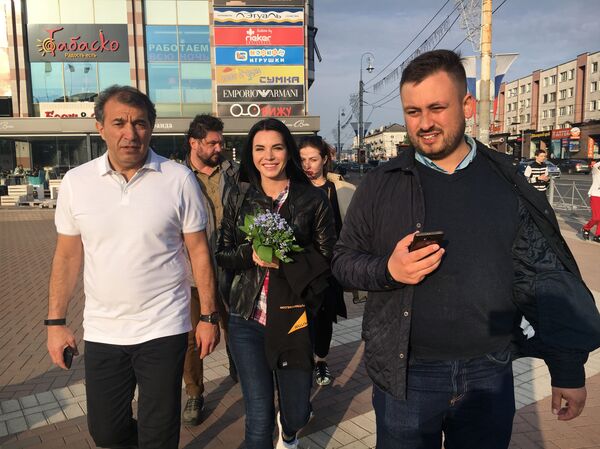 Рахим Рашидов и команда “Наивных путешественников” в Калининграде - Sputnik Кыргызстан