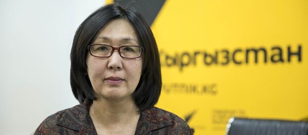 Специалист программы социальной политики ЮНИСЕФ Гульсана Турусбекова Специалист программы социальной политики ЮНИСЕФ Гульсана Турусбекова - Sputnik Кыргызстан