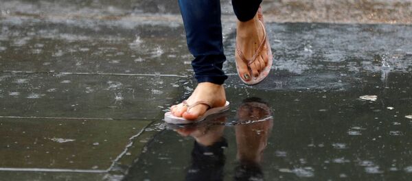 Дождь в Лондоне - Sputnik Кыргызстан