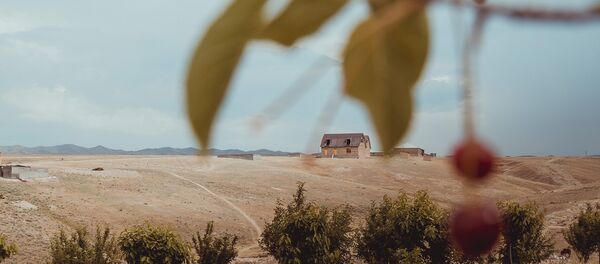 Село Максат Лейлекского района Баткенской области - Sputnik Кыргызстан