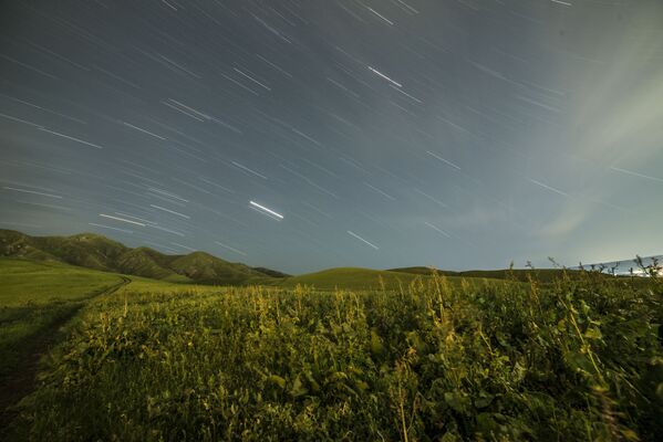 Звездное небо под Бишкеком - Sputnik Кыргызстан
