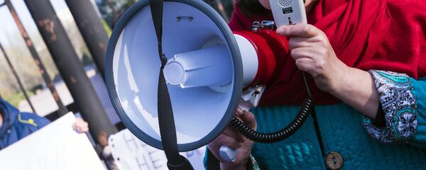 Митинг катышуучусу. Архив - Sputnik Кыргызстан