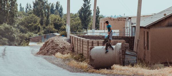 Село Максат Лейлекского района Баткенской области - Sputnik Кыргызстан