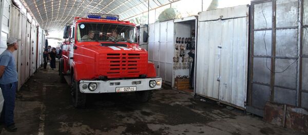 Ош шаарынын борбордук базарында өрткө каршы атайын машыгуулар болуп өттү - Sputnik Кыргызстан