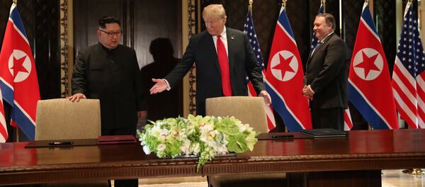 Встреча президента США Дональда Трампа и лидера КНДР Ким Чен Ына - Sputnik Кыргызстан