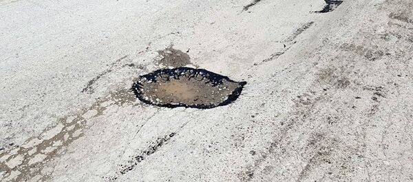 Ремонт дороги в Ноокатском районе Ремонт дороги в Ноокатском районе - Sputnik Кыргызстан