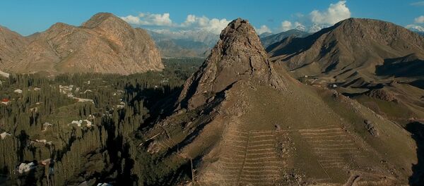 В них спрятаны тайны — суровые горы Баткена, какими вы их не видели - Sputnik Кыргызстан