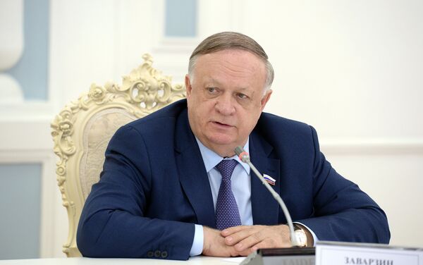 Об этом он заявил на встрече с заместителем председателя Комитета Госдумы по обороне Виктором Заварзиным. - Sputnik Кыргызстан