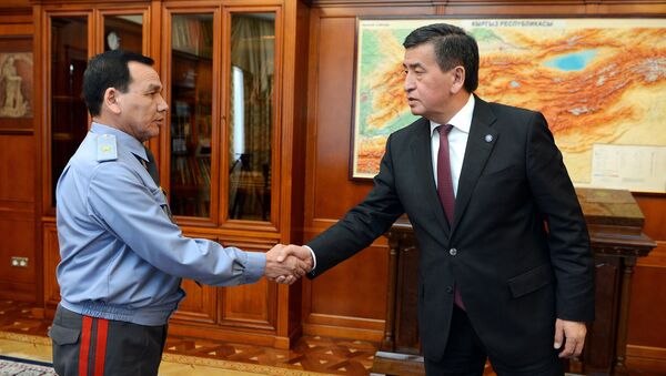 Президент Сооронбай Жээнбеков ички иштер министри Кашкар Жунушалиевди кабыл алды - Sputnik Кыргызстан