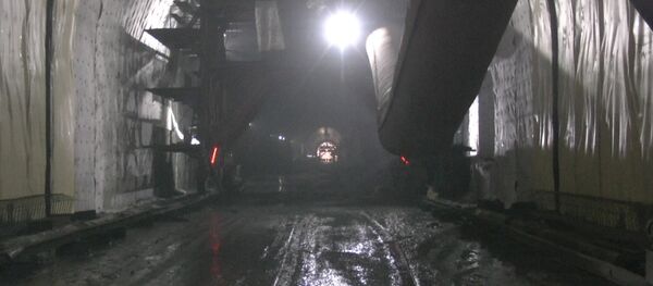 Кыргызстандагы эң узун тоннель кантип курулууда. Көк-Арт ашуусундагы видео Кыргызстандагы эң узун тоннель кантип курулууда. Көк-Арт ашуусундагы видео - Sputnik Кыргызстан