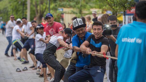 Соревнование по перетягиванию канта - Sputnik Кыргызстан