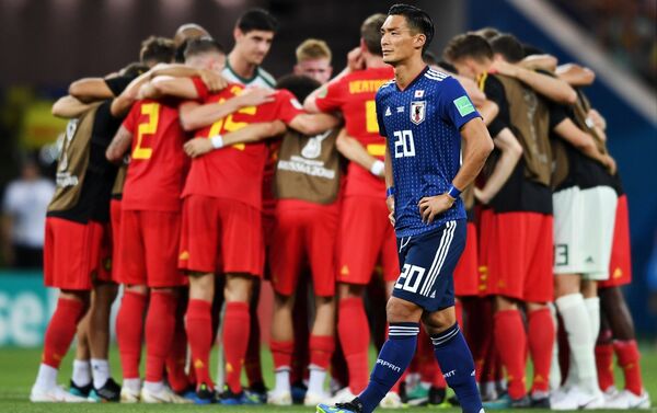 Теперь сборная Бельгии в четвертьфинале встретится с бразильцами, которые в 1/8 финала обыграли мексиканцев. - Sputnik Кыргызстан