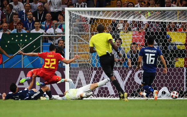 Сборная Бельгии обыграла команду Японии со счетом 3:2, сделав камбэк по ходу матча. - Sputnik Кыргызстан