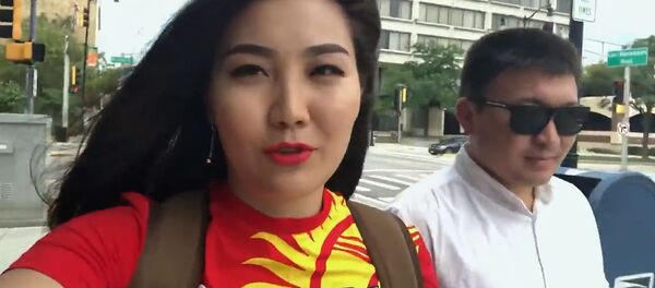 Эльнура Молдокадырова и Ренат Самудинов сняли видео о своей жизни в США - Sputnik Кыргызстан