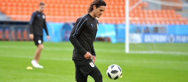 Уругвайлык футболчу машыгуу учурунда. Архив - Sputnik Кыргызстан