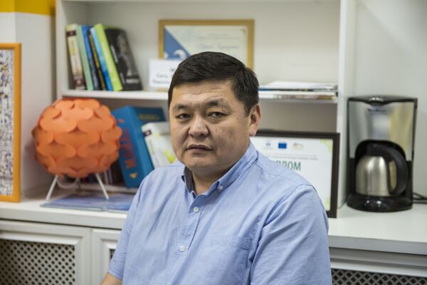 Доктор медицинских наук, уролог, заведующий отделением общей урологии Национального госпиталя Нурбек Садырбеков  - Sputnik Кыргызстан