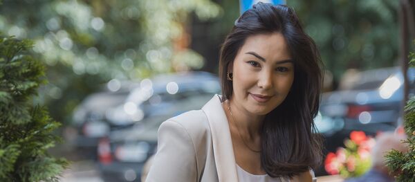 Диктор телеканала НТС диктору Мира Шукуралиева - Sputnik Кыргызстан