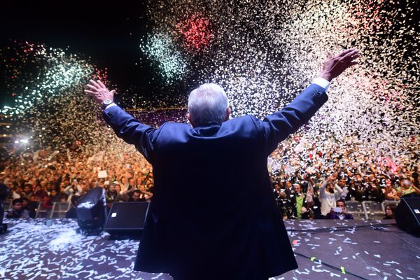 Избранный президент Мексики Андрес Мануэль Лопес Обрадор - Sputnik Кыргызстан