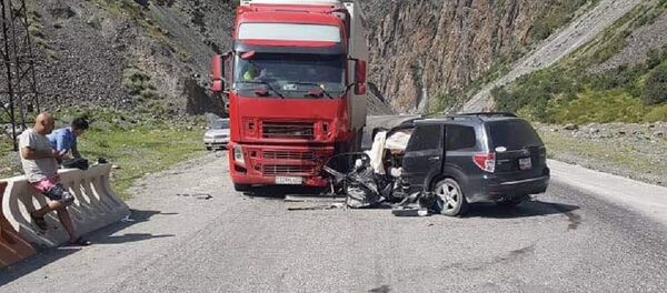 ДТП на автотрассе Бишкек — Ош ДТП на автотрассе Бишкек — Ош - Sputnik Кыргызстан