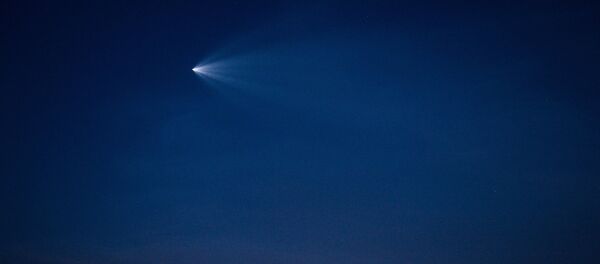 След от ракеты в небе. Архивное фото - Sputnik Кыргызстан