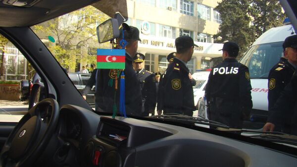 Неизвестный открыл стрельбу в Азербайджанской нефтяной академии - Sputnik Кыргызстан