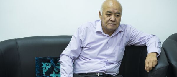 Турдали Кожоналиев, отец убитой в здании РОВД Жайыльского района девушки по имени Бурулай - Sputnik Кыргызстан