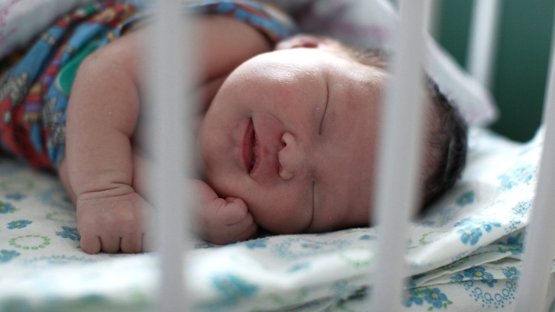 Новорожденный ребенок. Архивное фото - Sputnik Кыргызстан, 1920, 01.01.2023