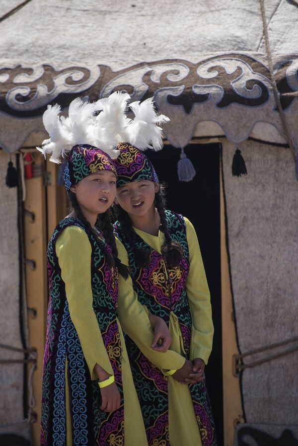 Этнофестиваль Тескей жээк на южном берегу Иссык-Куля - Sputnik Кыргызстан