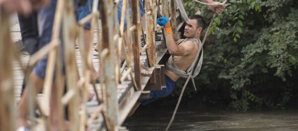 Операция по поиску шестилетнего Миши в БЧК в Бишкеке - Sputnik Кыргызстан