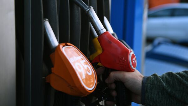 Повышение цен на бензин - Sputnik Кыргызстан