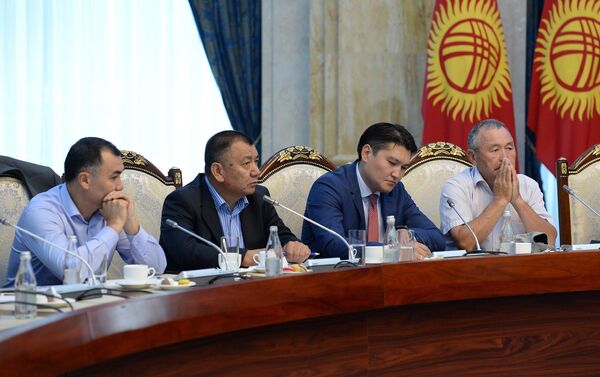 Как ожидается, состоится обмен мнениями по вопросам, касающимся жизнедеятельности государства и взаимодействия государственных органов с гражданским сектором. - Sputnik Кыргызстан