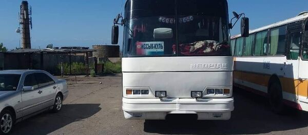 Задержание водителя рейсового автобуса в Иссык-Куле - Sputnik Кыргызстан