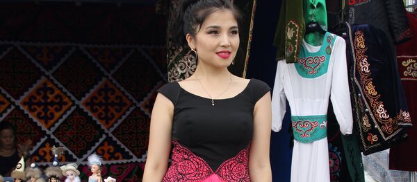 Народные гуляния в честь праздника Сабантуй в Москве - Sputnik Кыргызстан