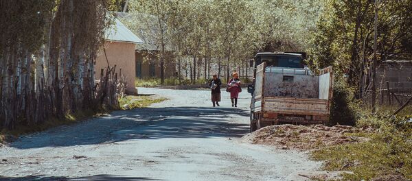 Село Кара-Булак Лейлекского района Баткенской области Село Кара-Булак Лейлекского района Баткенской области - Sputnik Кыргызстан