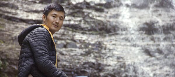 Журналист радио Азаттык Улан Эгизбаев - Sputnik Кыргызстан