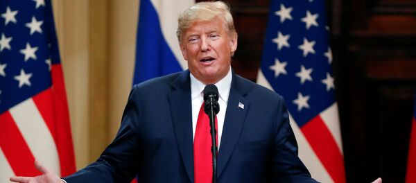 Встреча президента РФ Владимира Путина и президента США Дональда Трампа в Хельсинки - Sputnik Кыргызстан