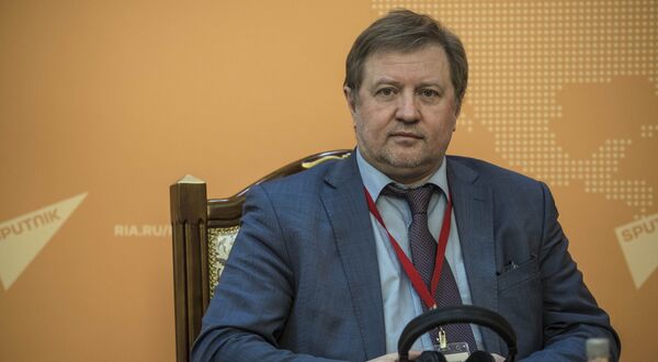 Директор Института ЕАЭС Владимир Лепехин - Sputnik Кыргызстан